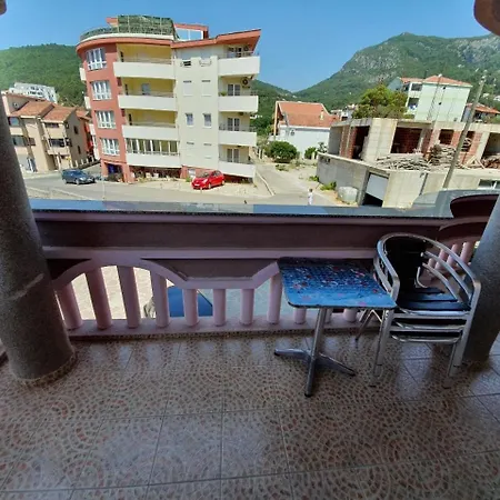 Vila Varajic *