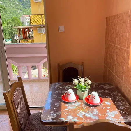 Vila Varajic Daire *